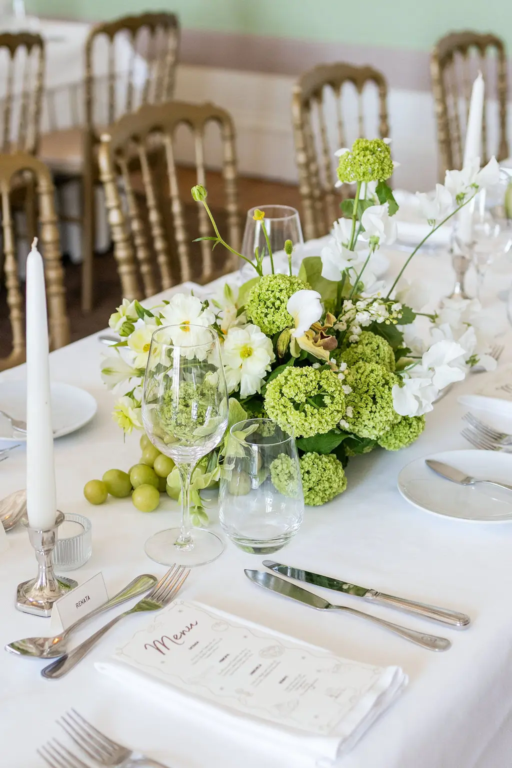 Bespoke Green and White Centerpiece – Palácio do Freixo