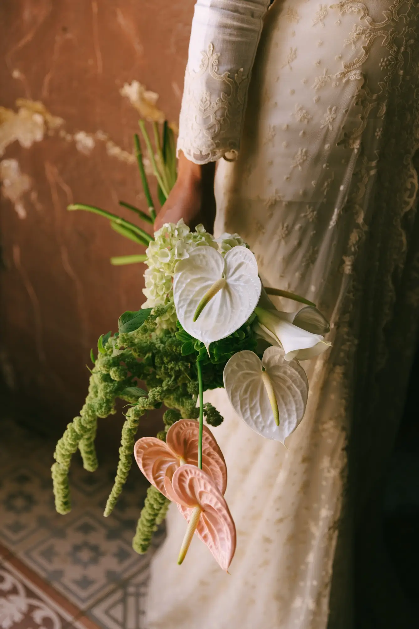 Minimalist Anthurium Bridal Bouquet – Douro Valley