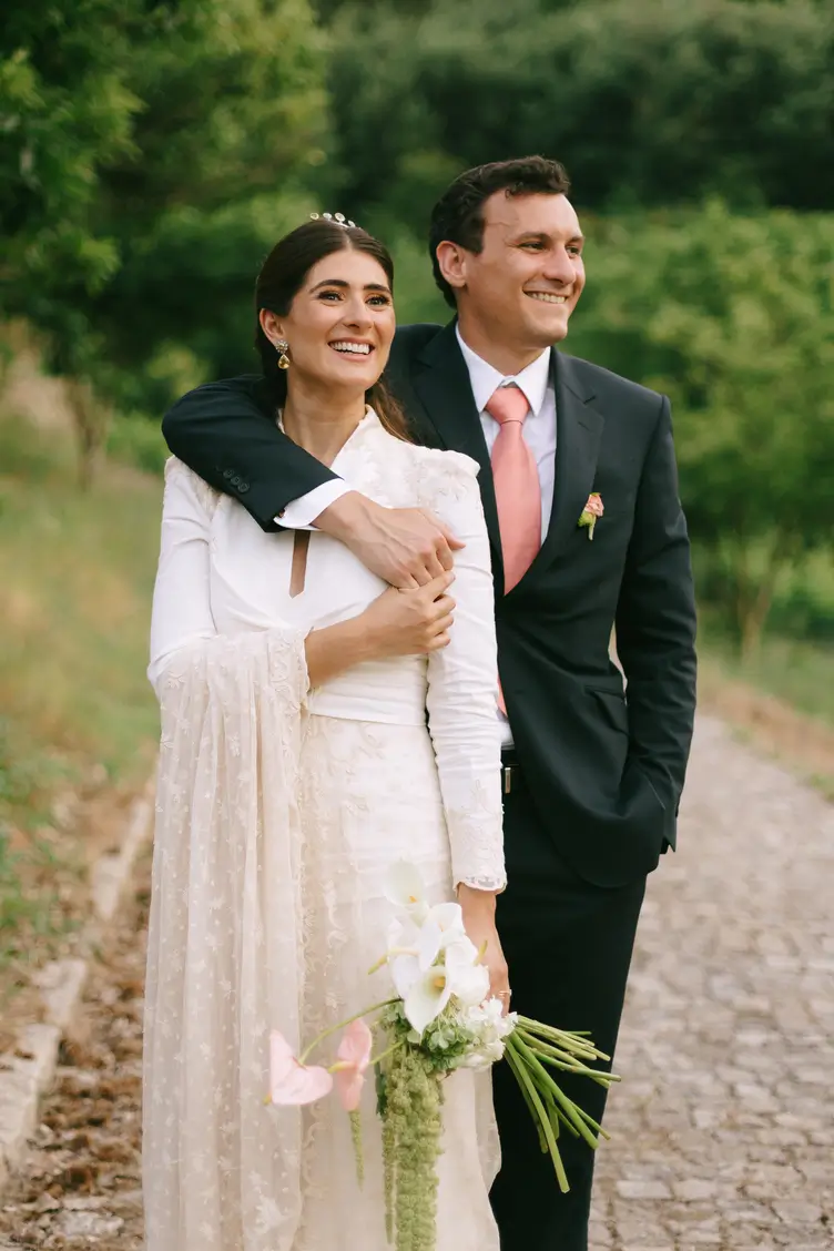 Quinta do Outeiro Wedding – Bride and Groom portrait